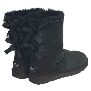 Ugg Australia Bailey Bow II Black Suede Sheepskin Womens 8 Warm Winter Boots